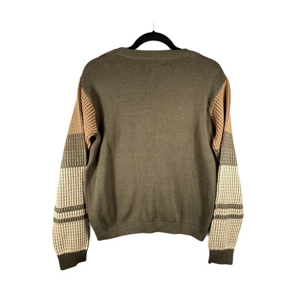 Crewneck Colorblock-Sleeved Sweater - NWT - Picture 6 of 6